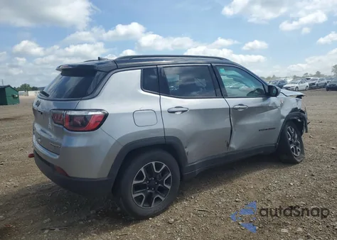 2019 Jeep Compass Trailhawk z USA, uszkodzony, nr VIN 3C4NJDDBXKT721390